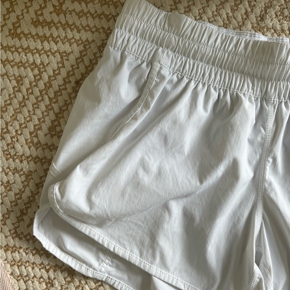 Lululemon Tracker Shorts - Picture 3 of 6